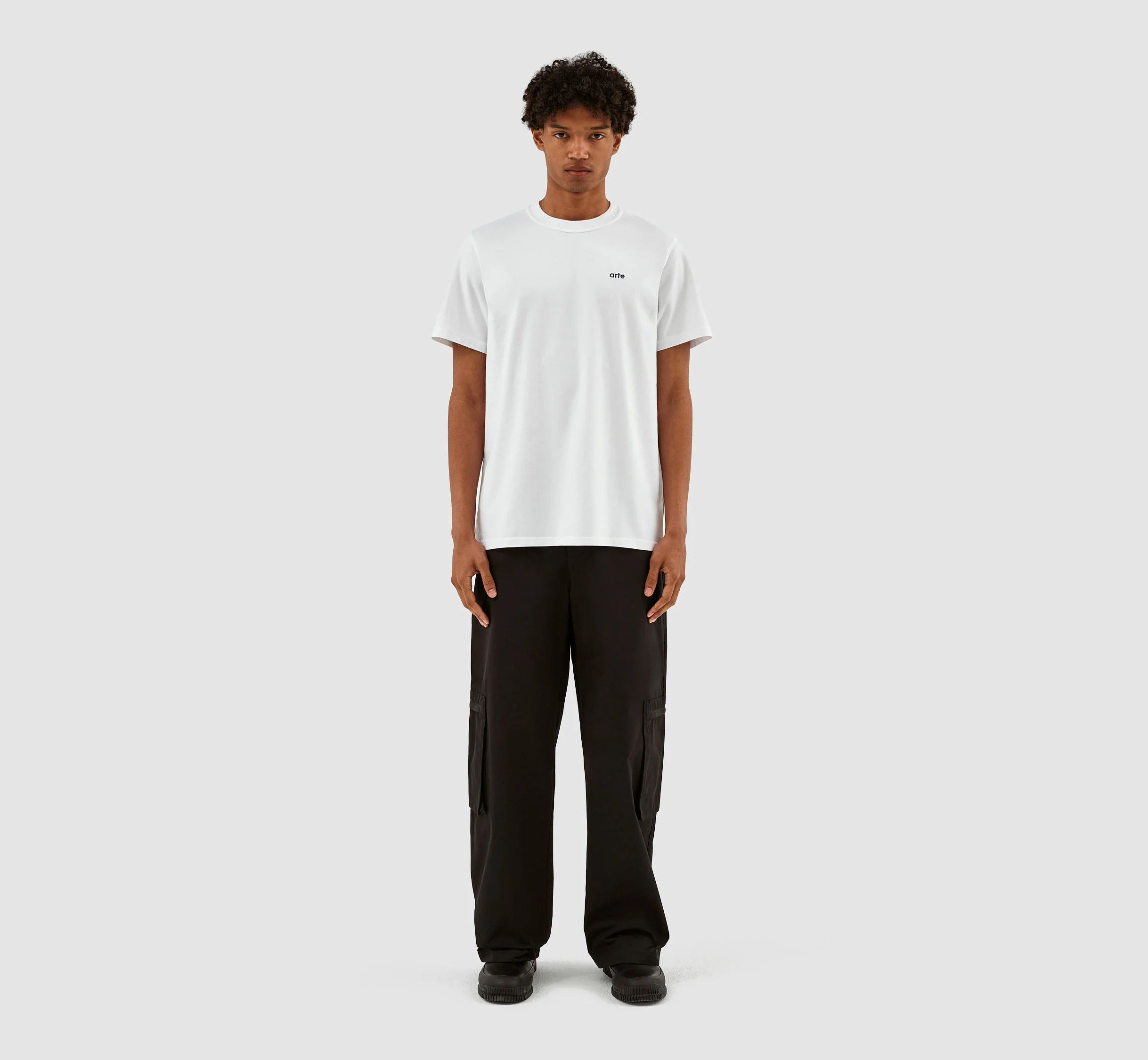 Taut Back Heart T-shirt - White - Image 7