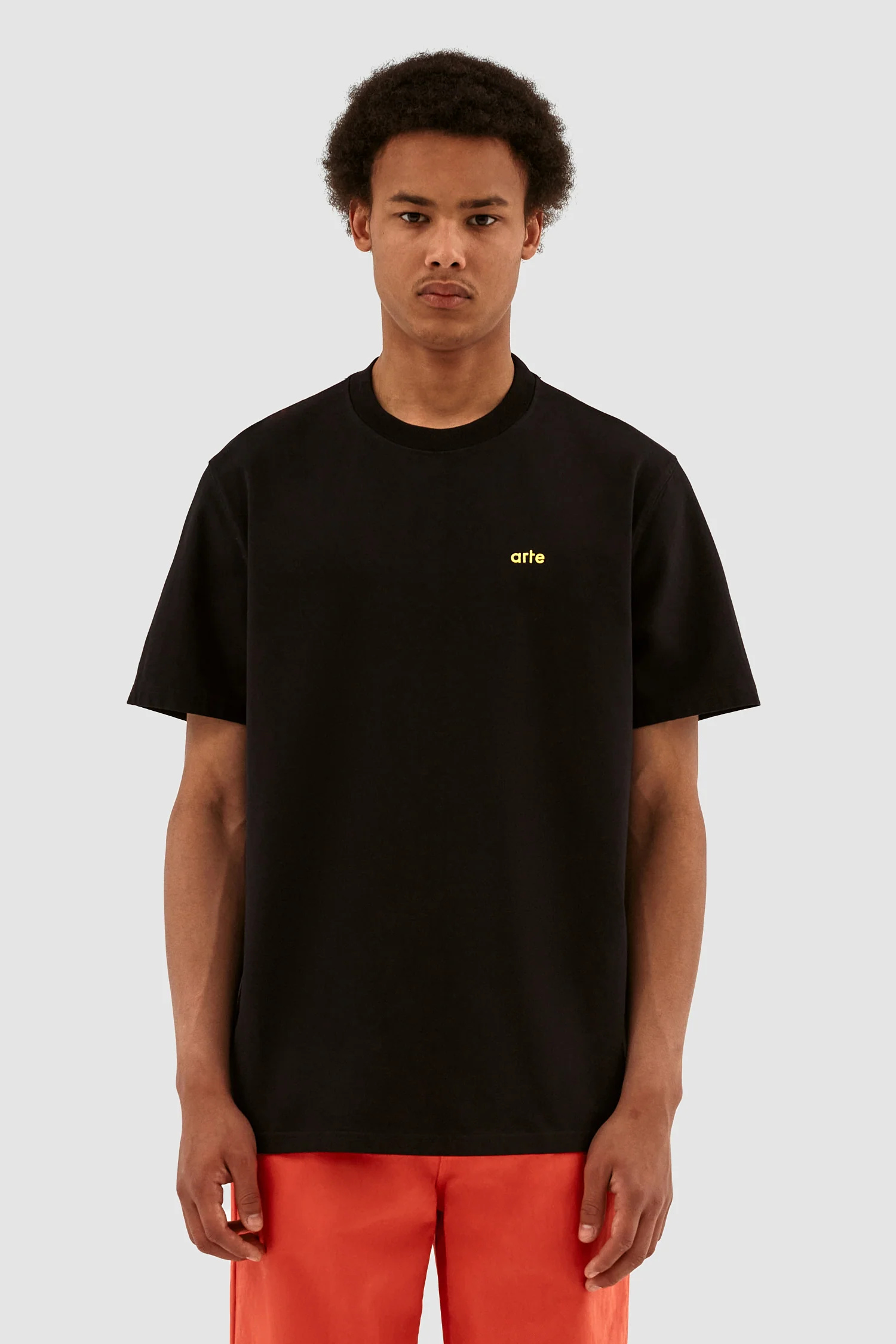 Taut Back Y Print T-shirt - Black - Image 2