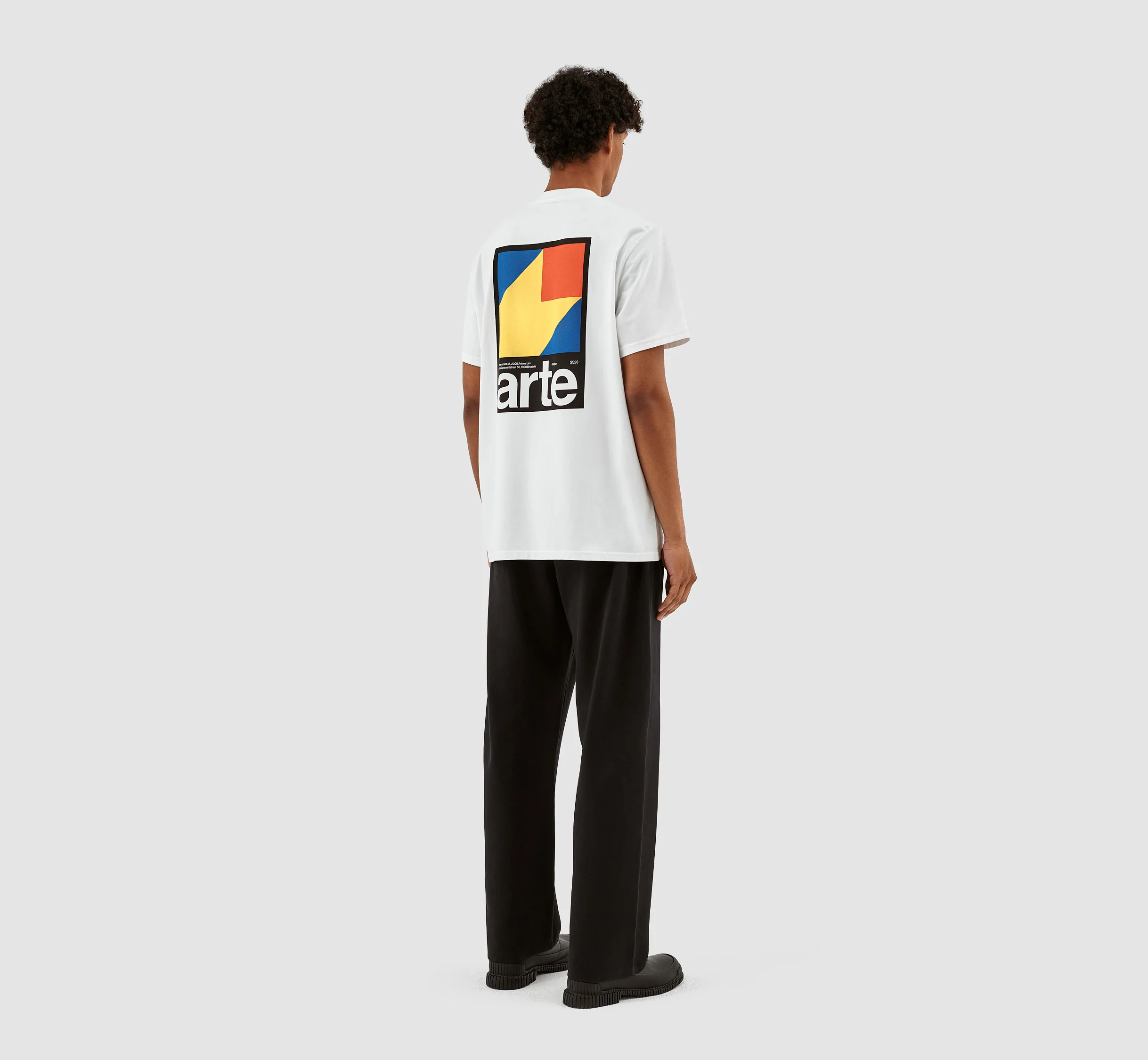 Taut Back Y Print T-shirt - White - Image 6
