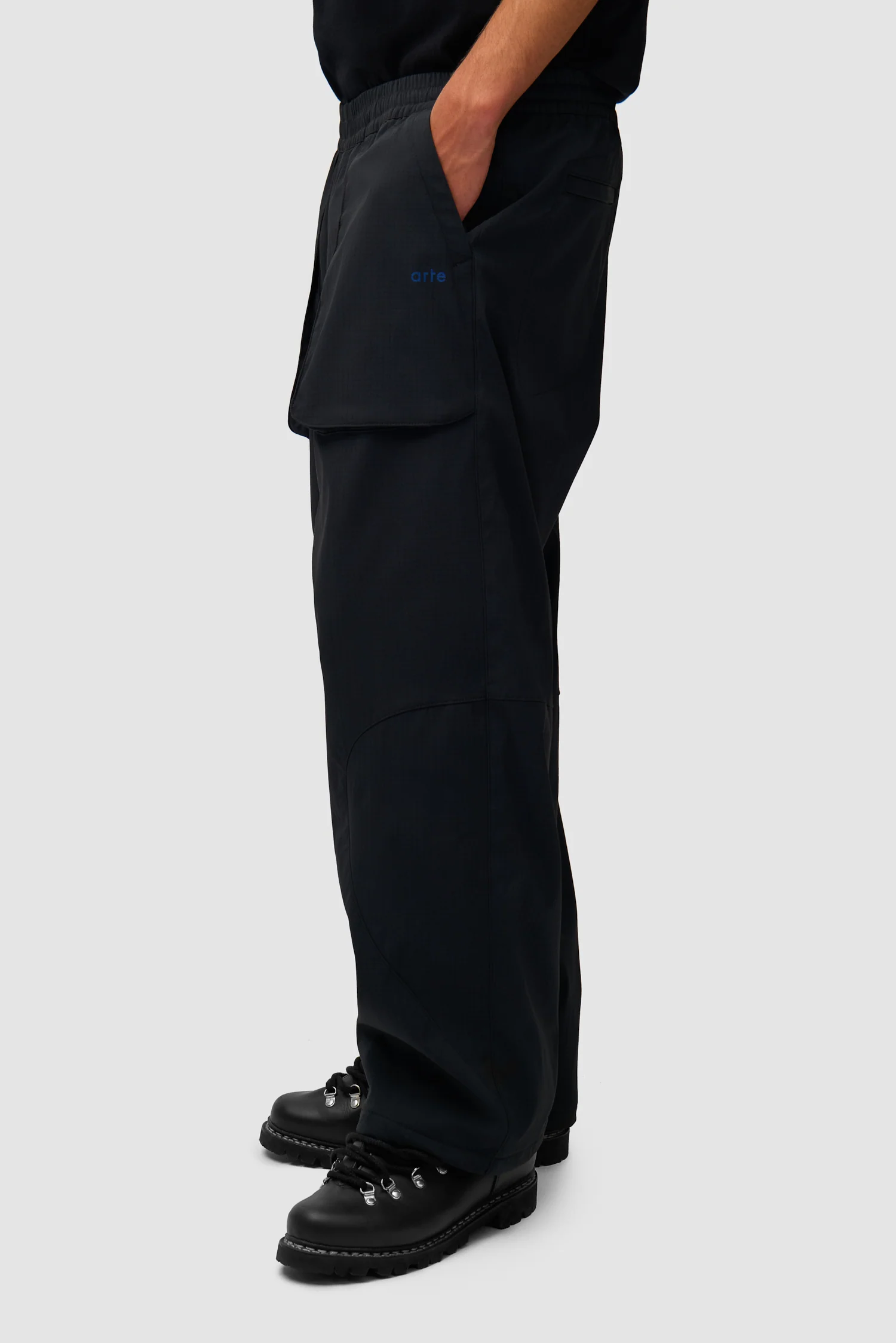 Technical Polar Pants - Black - Image 3