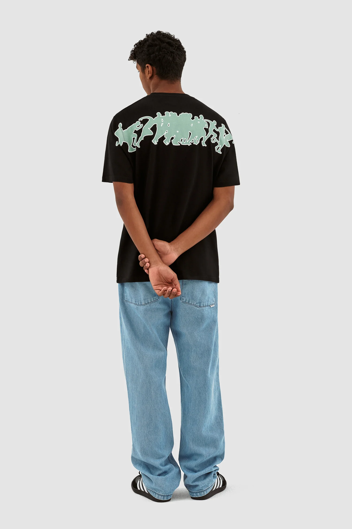 Teo Back Multi Runner T-shirt - Black - Image 4