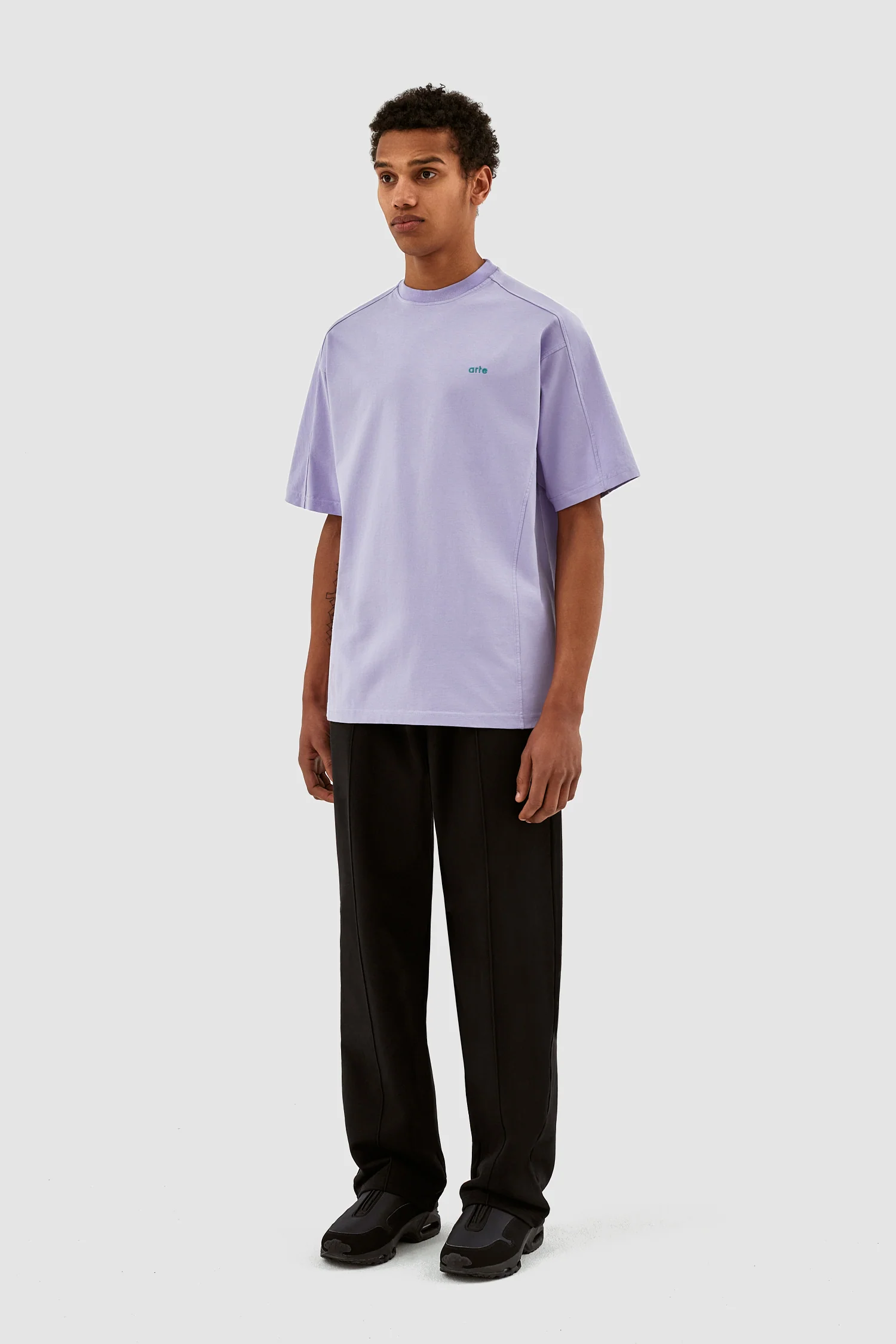 Theo S Cuts T-shirt - Violet - Image 5