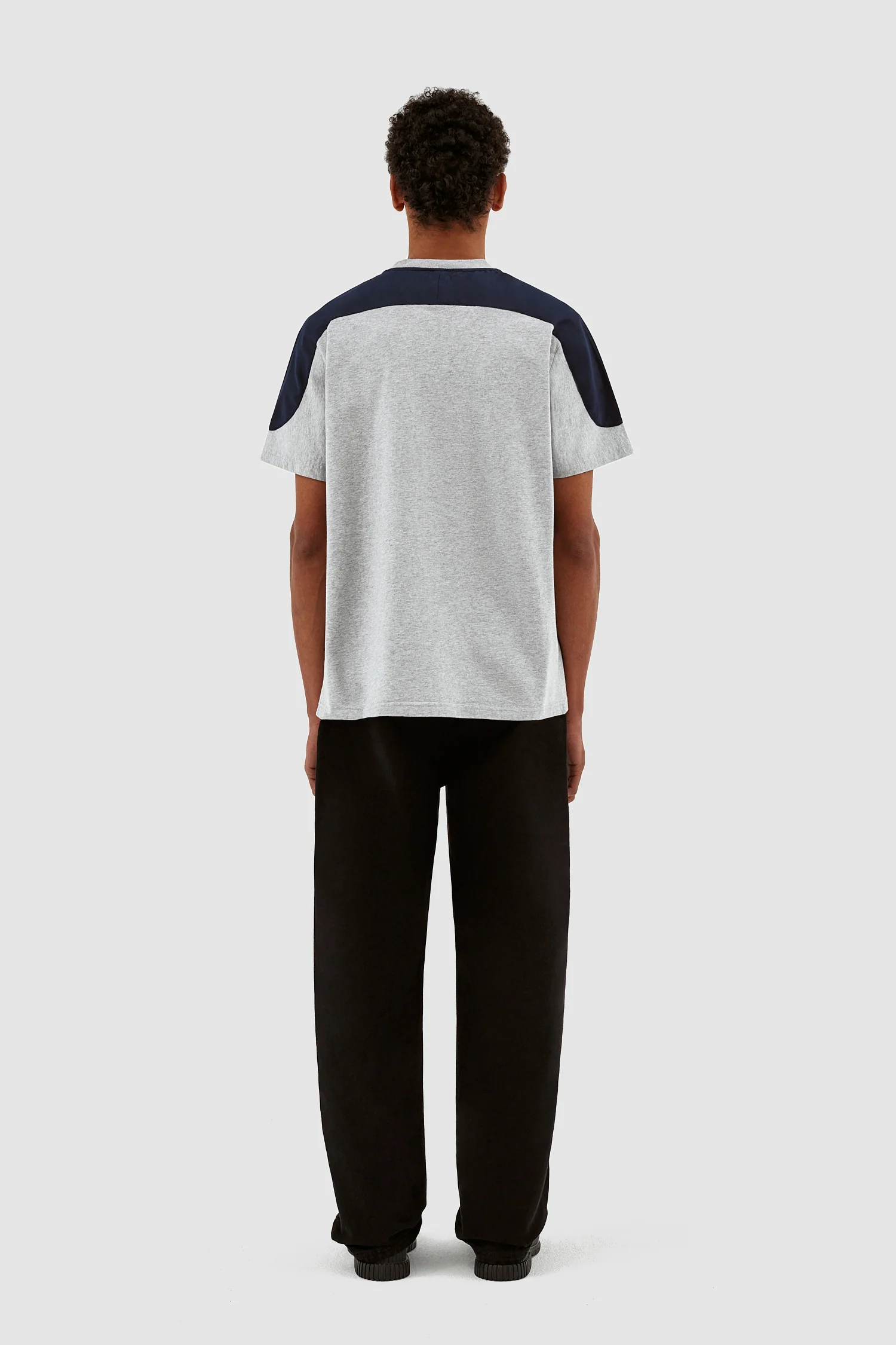 Theo T-shirt - Grey - Image 6