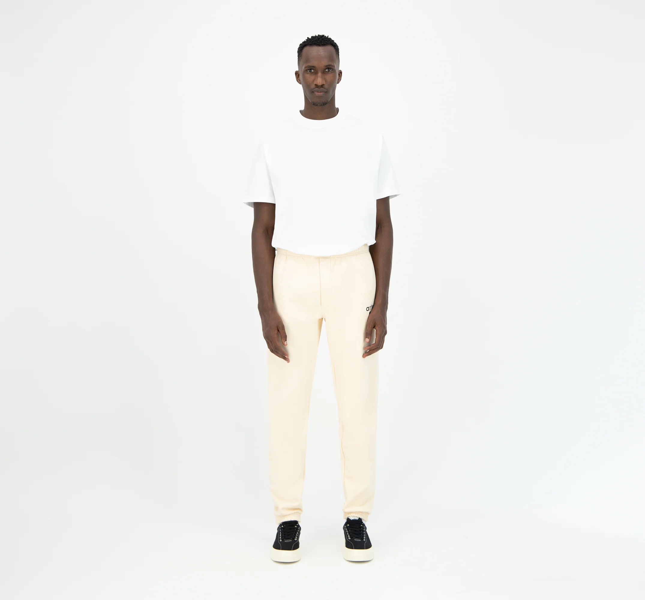 Tristian Heart Sweatpants - Creme - Image 2