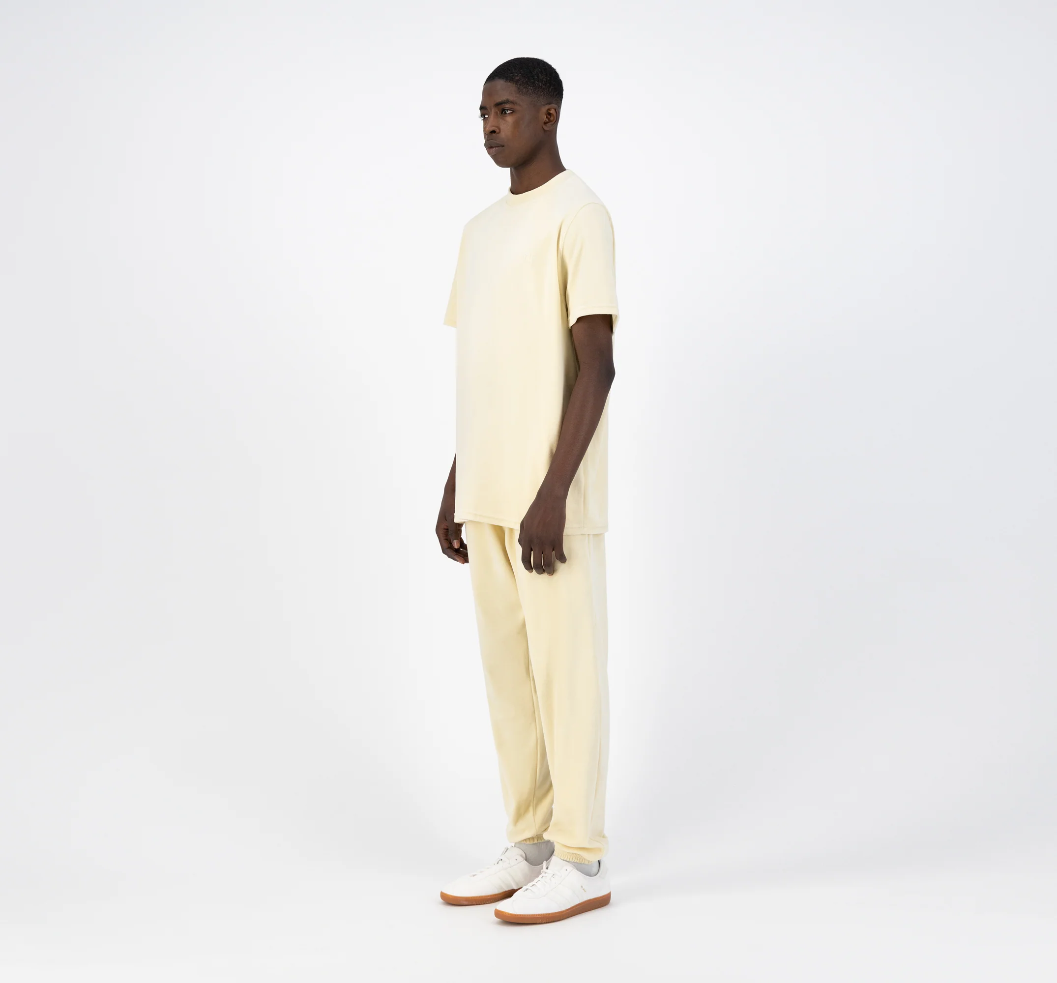 Tsai Velvet T-shirt - Cream - Image 6