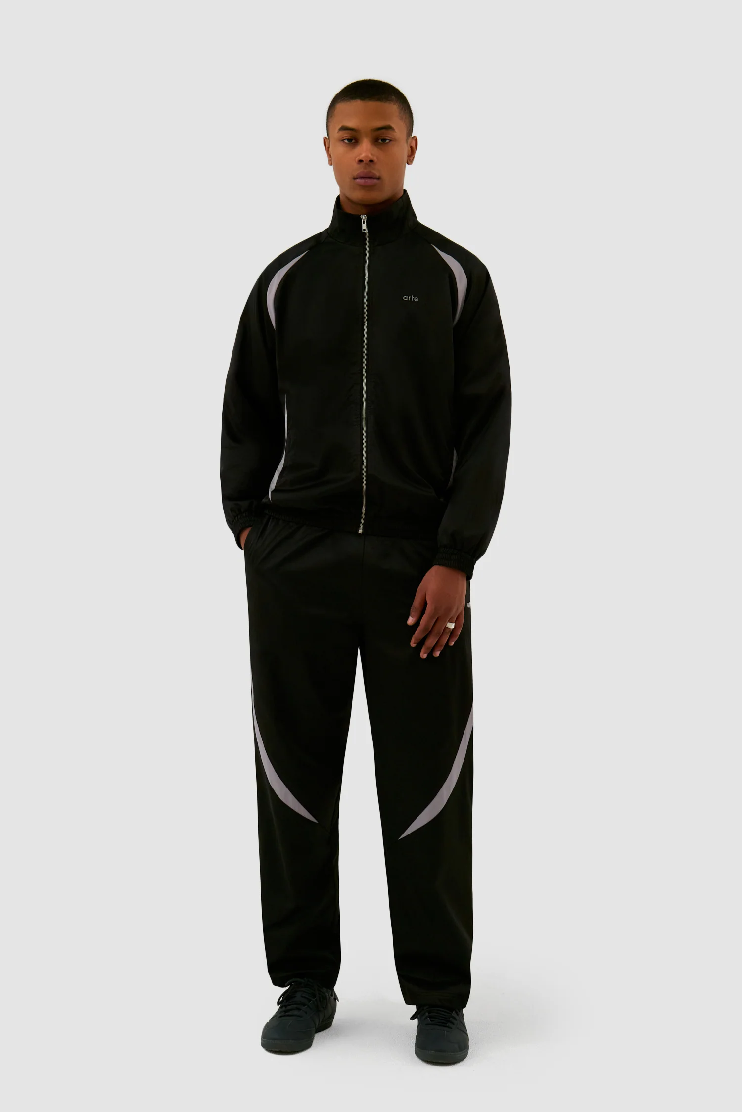 Two-tone Tracksuit Pants - Black - Image 4