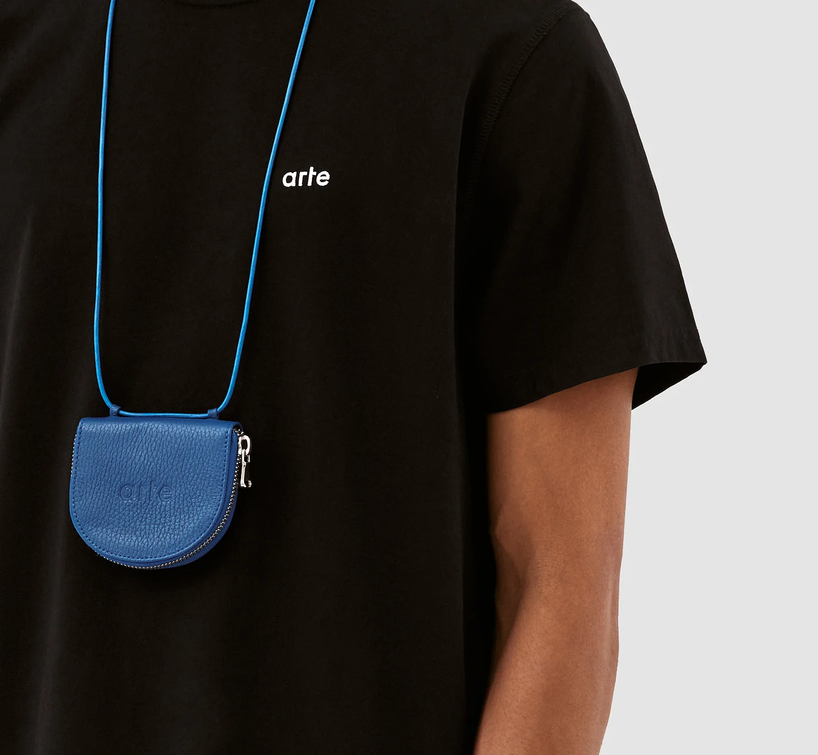 Wilson Wallet - Blue - Image 4